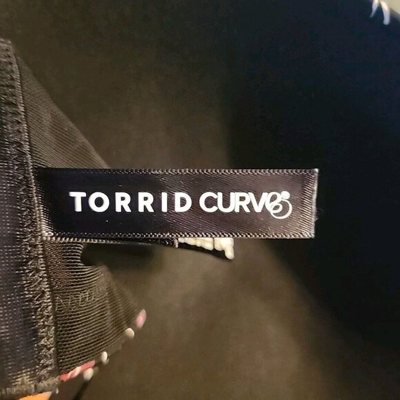 Torrid Bra 40DDD 360 Back Smoothing T Shirt Black Floral Underwire - Picture 8 of 12